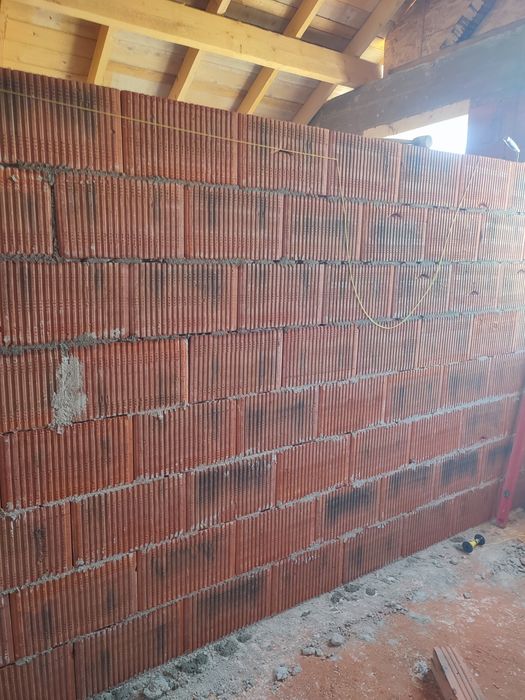 Servicii de construcții