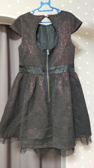 Платья и юбочки для девочки