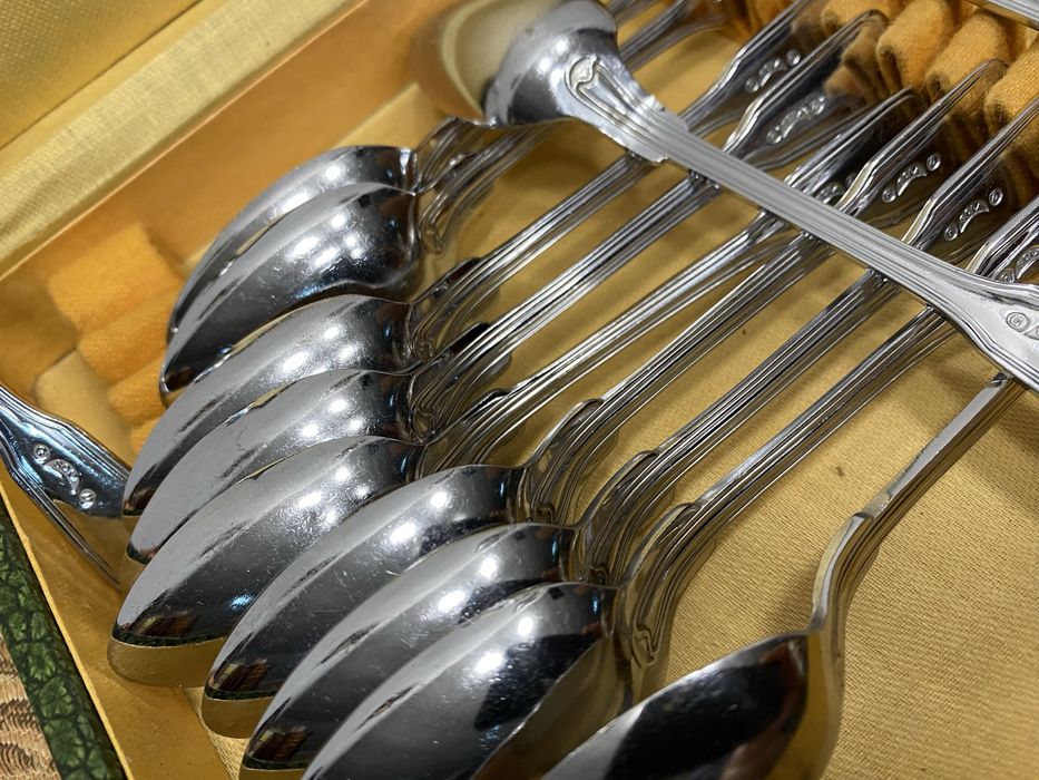 Английски лъжички с дълбока маркировка