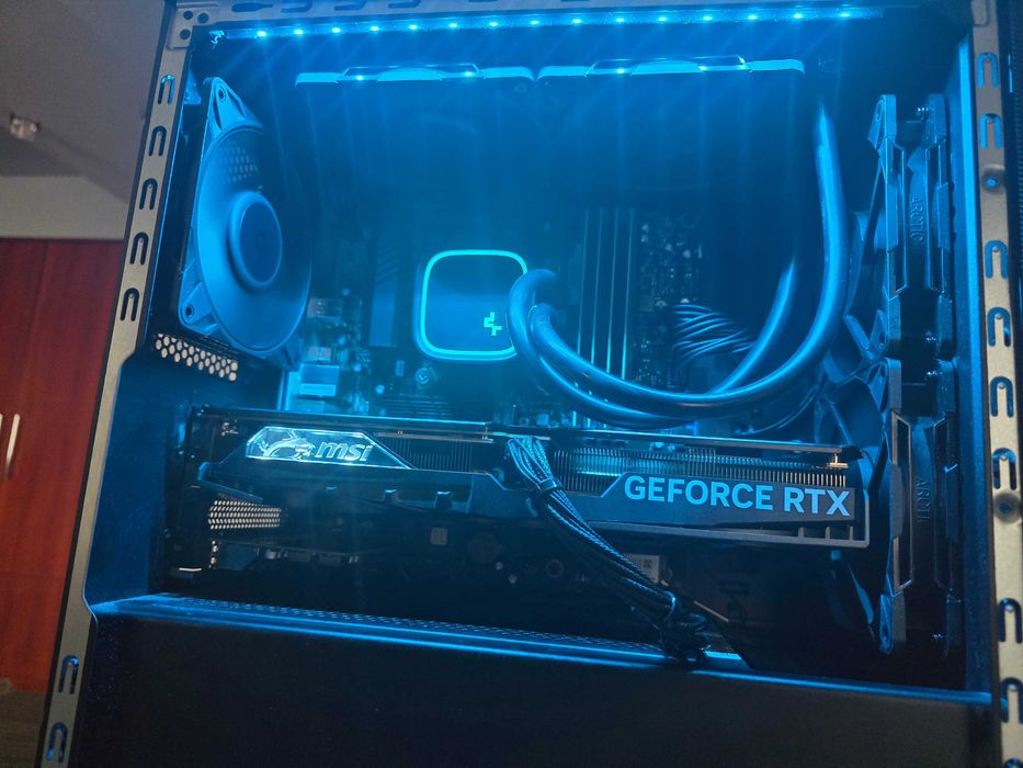 Calculator PC Gaming Lenovo T5 Ryzen 7 5800X RTX 4070