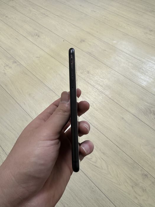 Iphone 7 black 32 gb