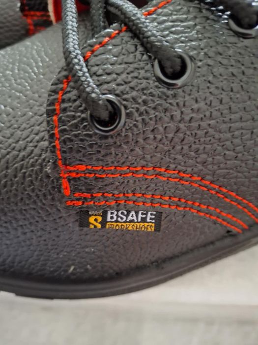 Продавам Мъжки Работни Обувки Чисто  Нови