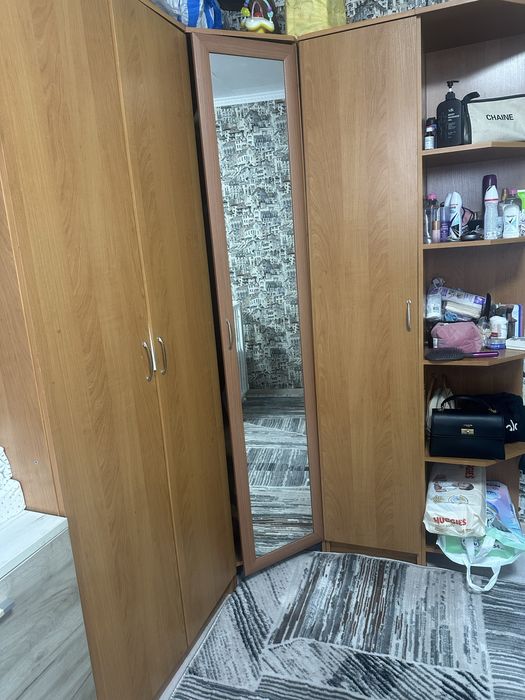 Срочно продам шкаф