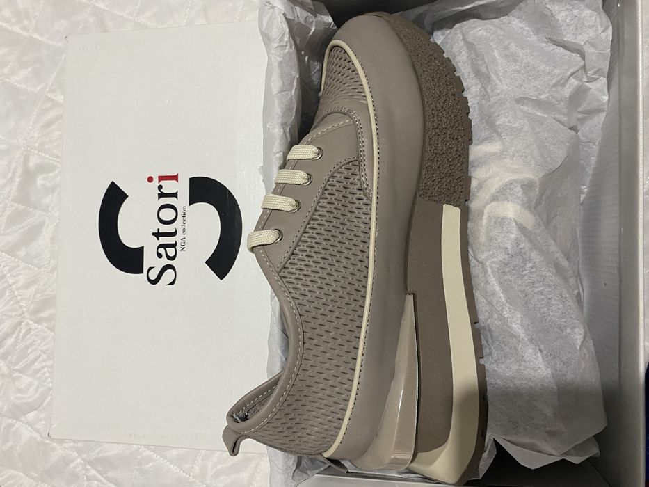 Кроссовки Турция