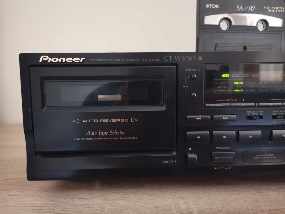 Касетен дек Pioneer ct w208r