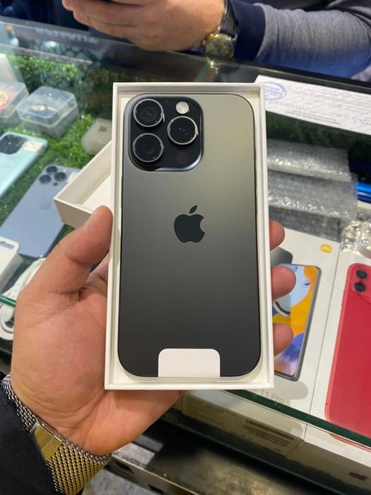 Iphone 16 PRO темно-серый