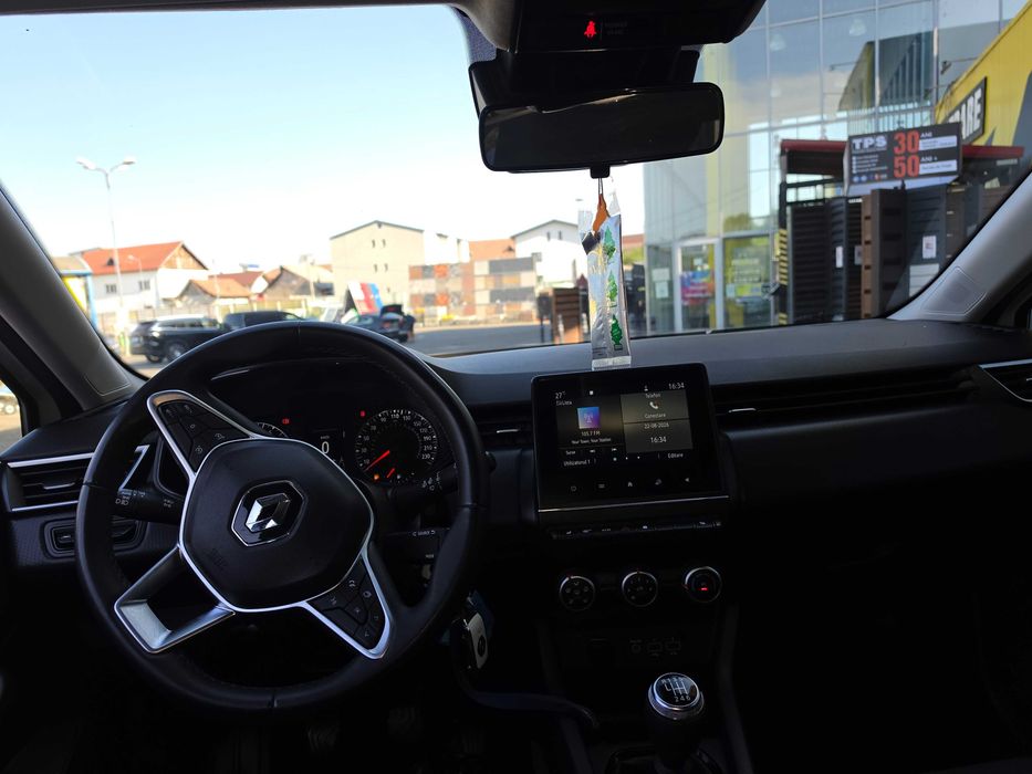 RENAULT Clio 2023 — imagine 5