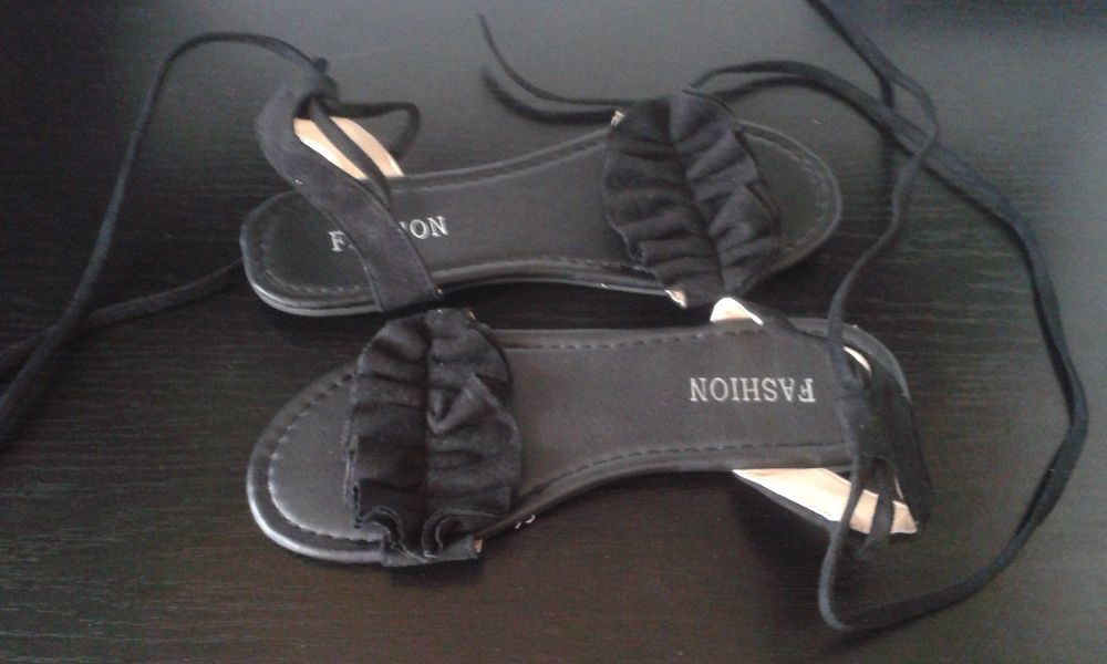 Sandale NOI negre - marimea 43