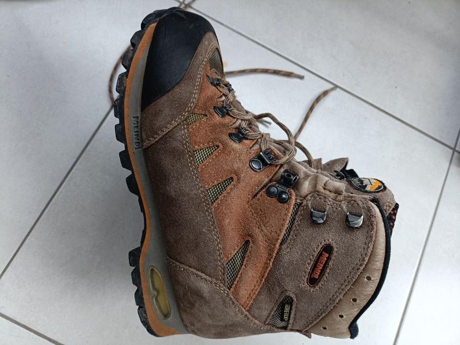 Ghete munte Meindl mărimea 41