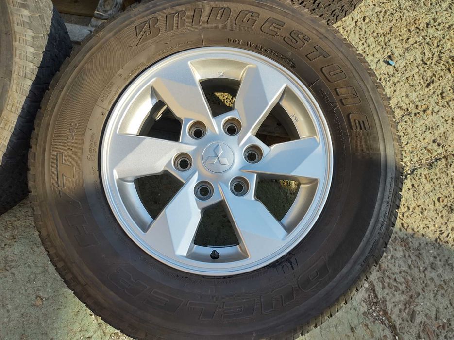 16 джанти 6х139,7 Mitsubishi L200 7J et38 / 245/70/16 Bridgestone