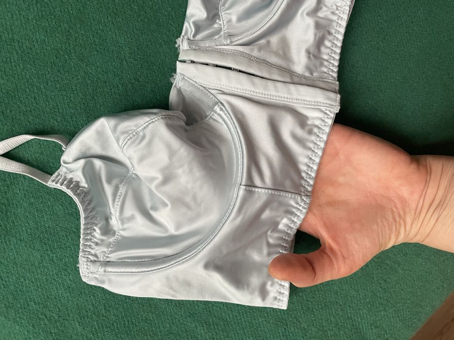 Bustiera necaptusita 75C noua