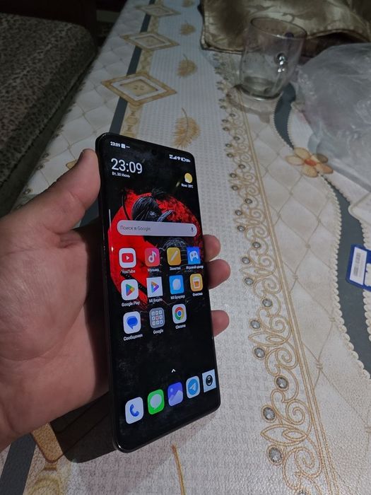 Xiaomi 13 pro 12+16 ram 512 gb