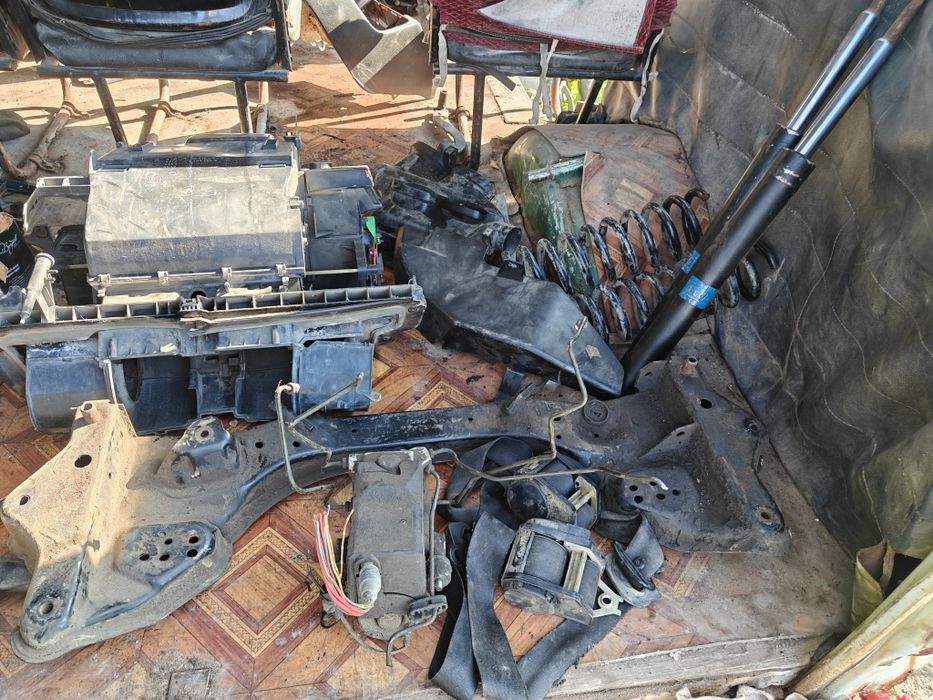 Запчасти на БМВ е34