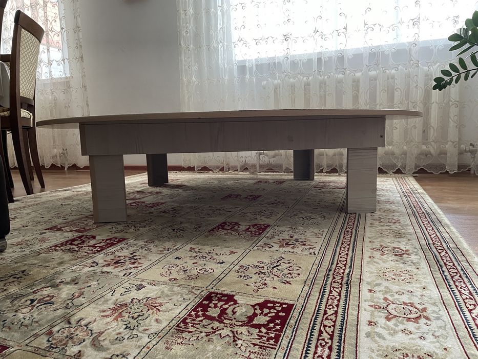 Продаю казахский стол 160х35см