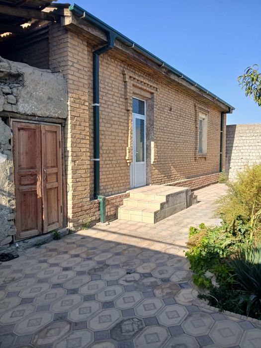 Hovli srochni sotiladi oqdaryo dahbed