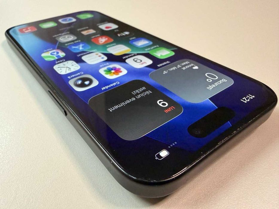  Apple / iPhone 15 128 Gb / Black