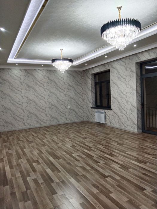 Уч кахрамон. Гулистон