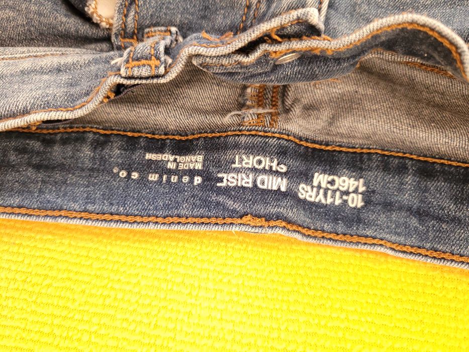 Set fusta si pantaloni scurti pentru fetite