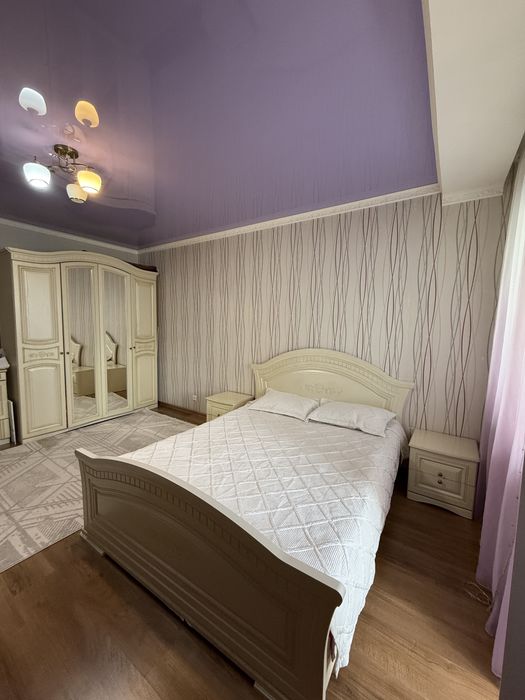 Спальный гарнитур сатылады