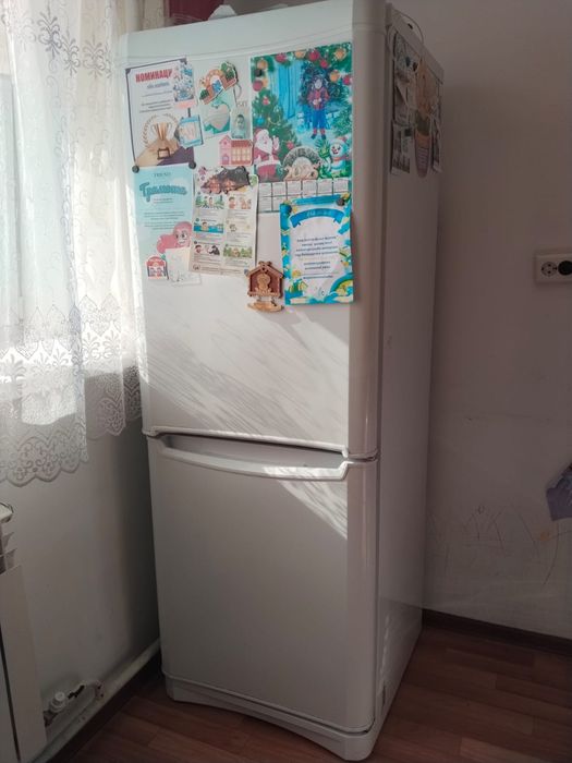 Продам холодильник