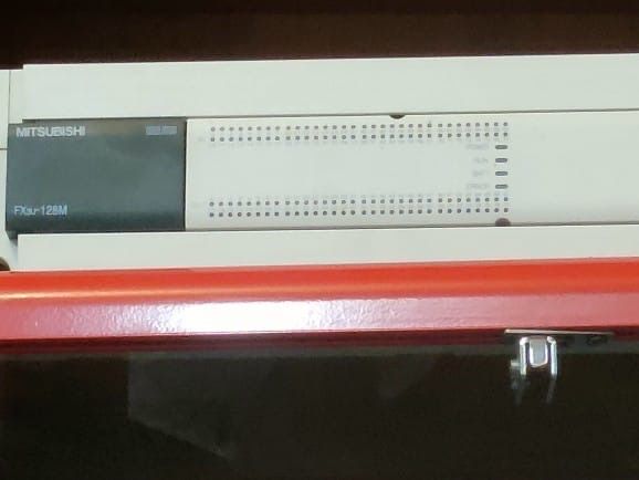 Контроллер FX3U-128MR/ES от компании Mitsubishi Electric