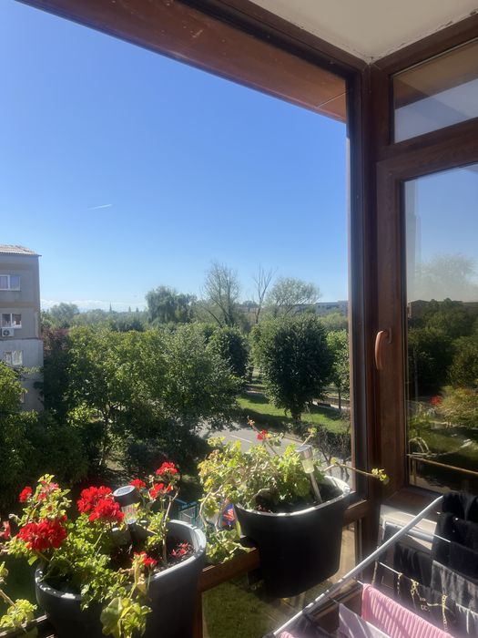 Vand apartament situat pe Malul Timisului -Lugoj