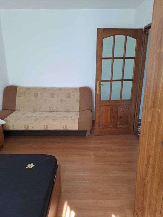 Vand Apartament 3 camere Lugoj