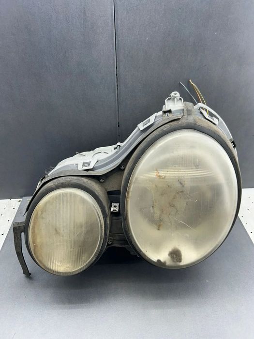 Far stanga 14434500 Mercedes-Benz E-Class 1996 2.3 AT (150 hp)