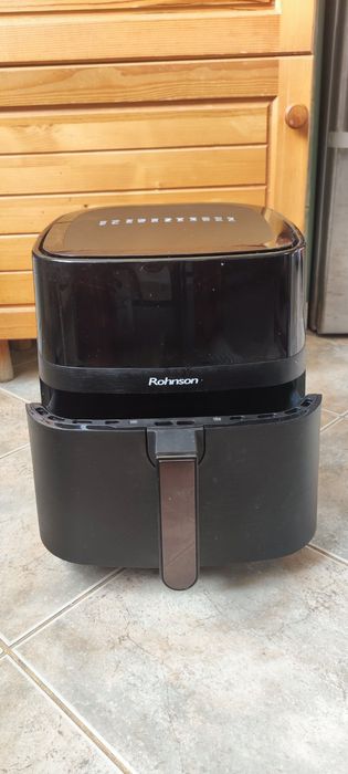 Продавам Airfryer Rohnson