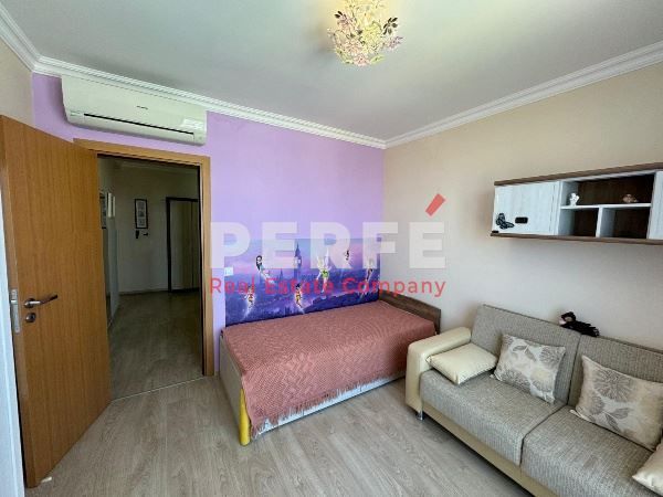 Продава се Тристаен апартамент в Бургас, Сарафово - 119 кв.м за 1807 €/кв.м - Снимка #6