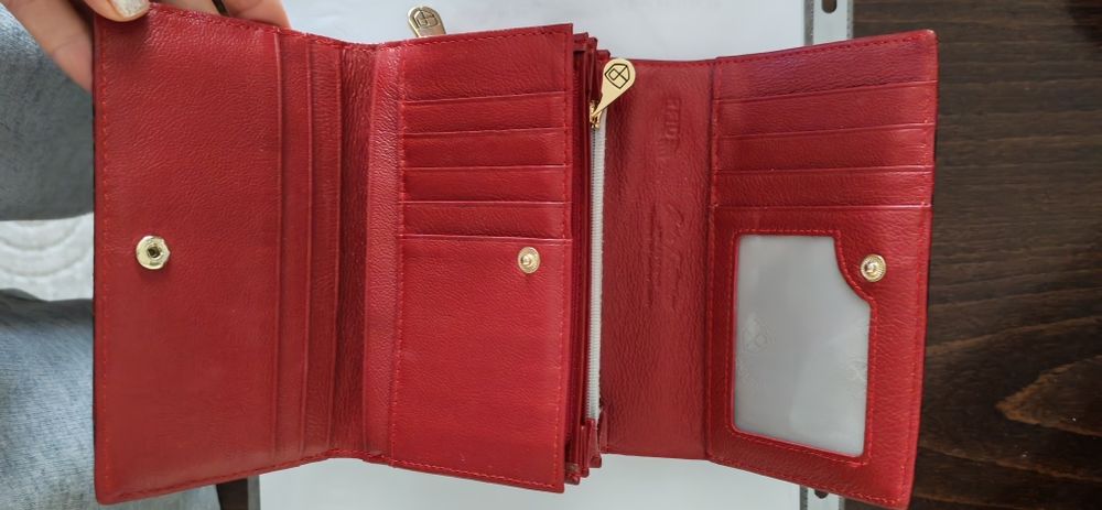 Дамско портмоне висок клас