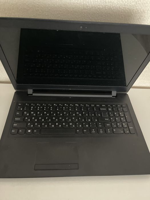 Ноутбук продам срочно