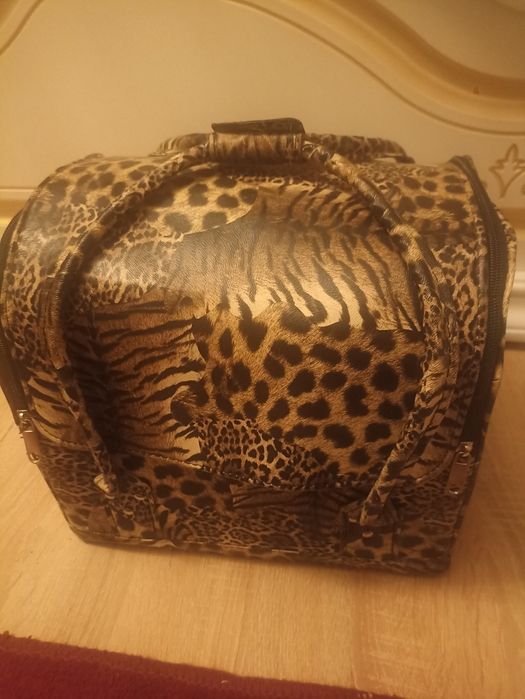 Сумка кейс косметика,салон