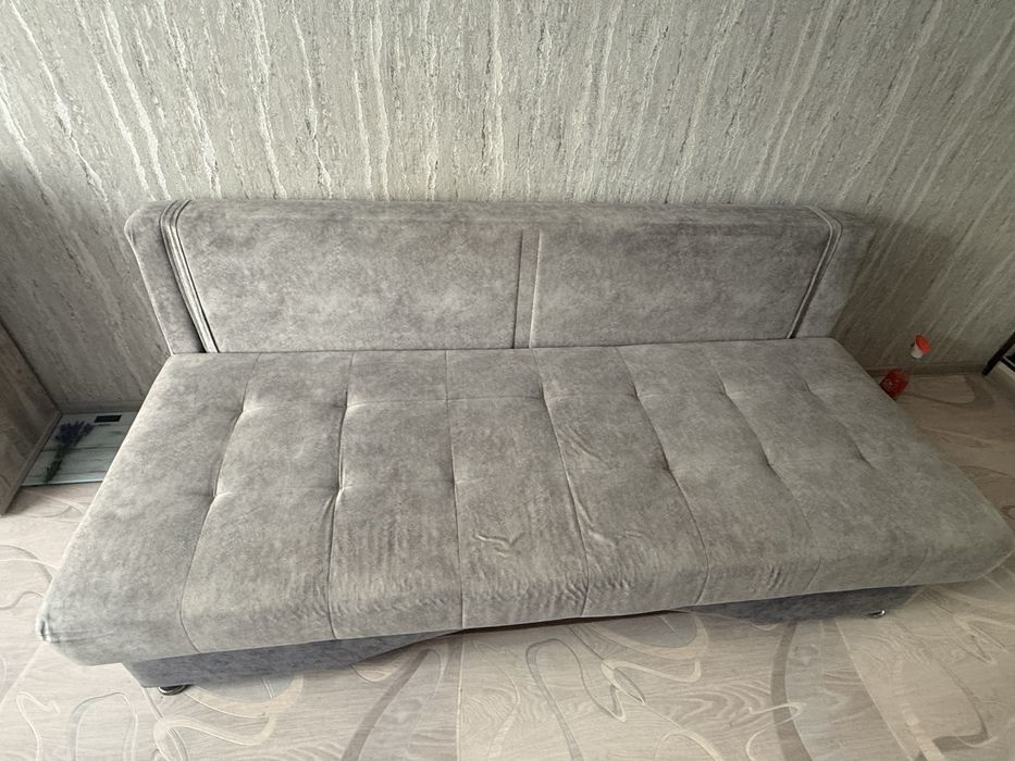 Продам диван в отличном состоянии