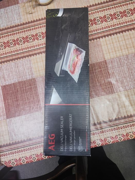 Уред за вакумиране AEG