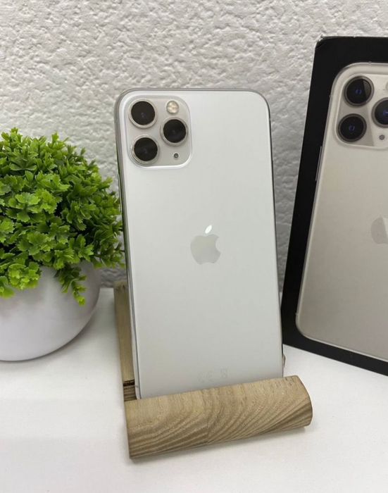 Продам iphone 11 pro