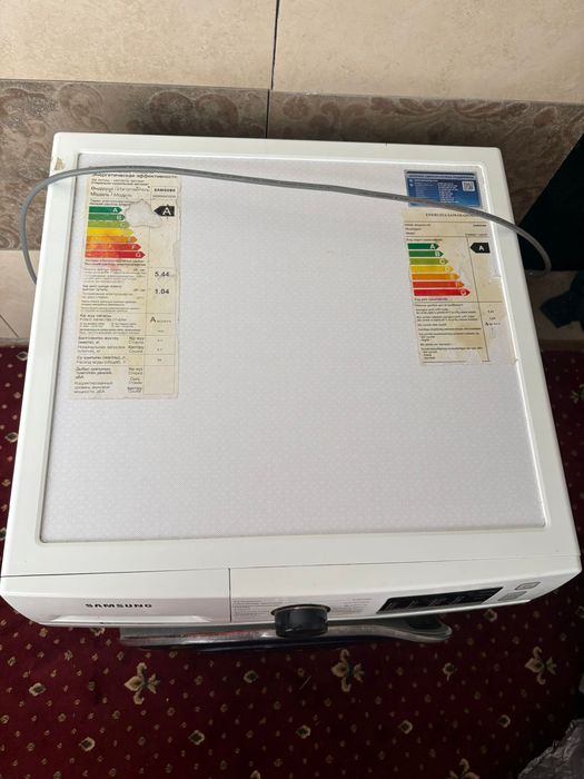 Стиральная машина срочно продам