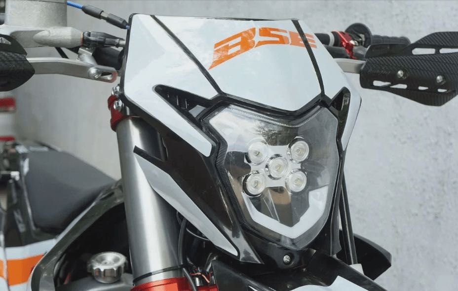 Мотоцикл BSE Z8 1.0 ENDURO 21/18