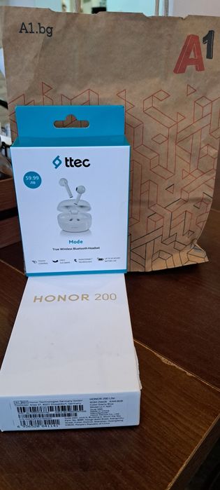 Продавам нов телефон