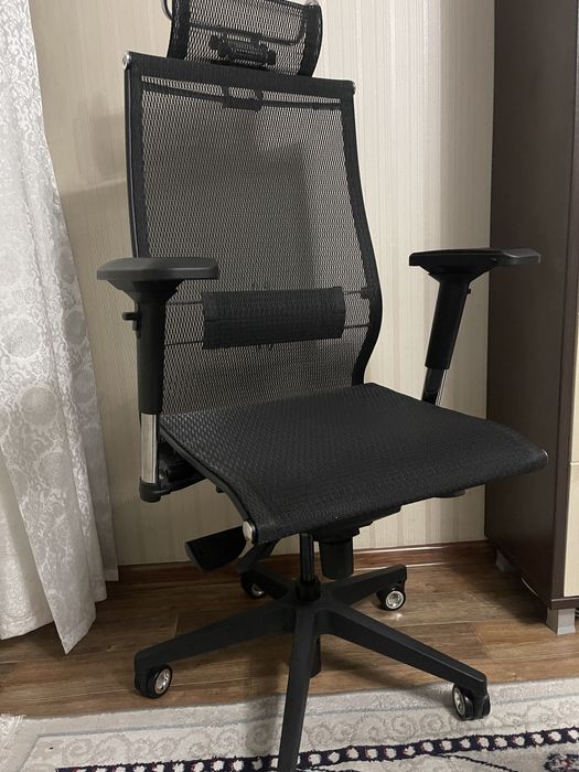 Эргономичное кресло Samurai Black Edition (сетка)