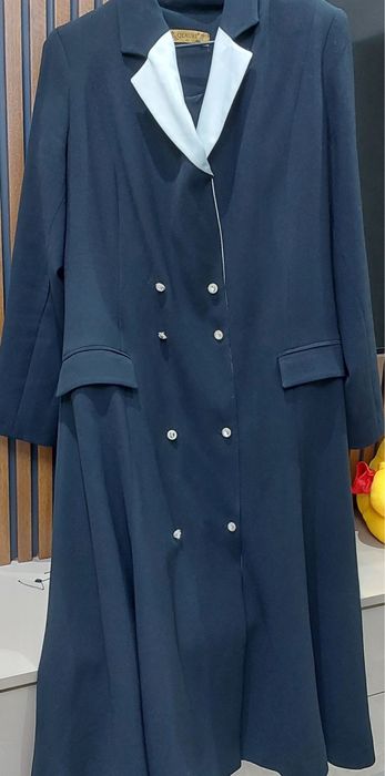 Продаётся платья в хорошем состояние