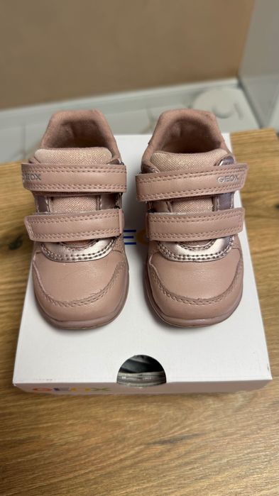 Детски обувки GEOX