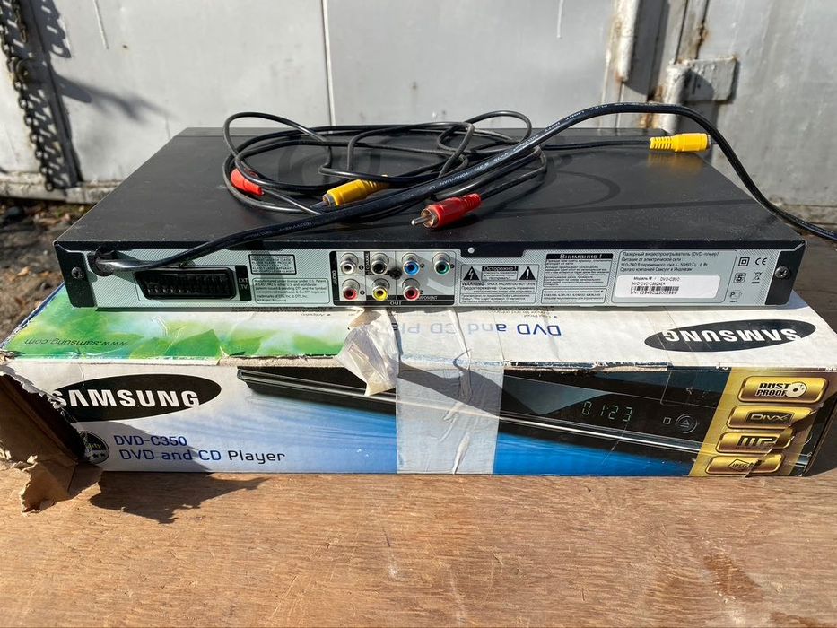 DVD и CD плеер Samsung