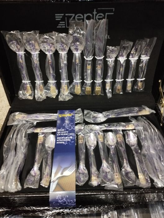 Бөксесі бар хатшы порно видео