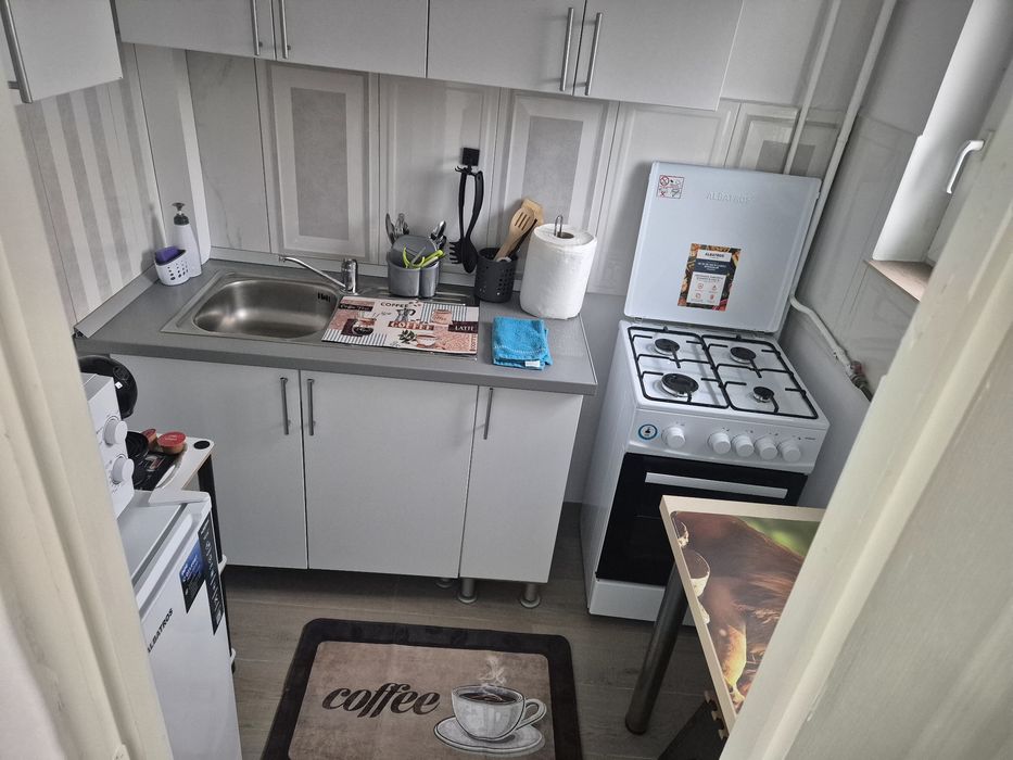 Inchiriez apartament in regim hotelier