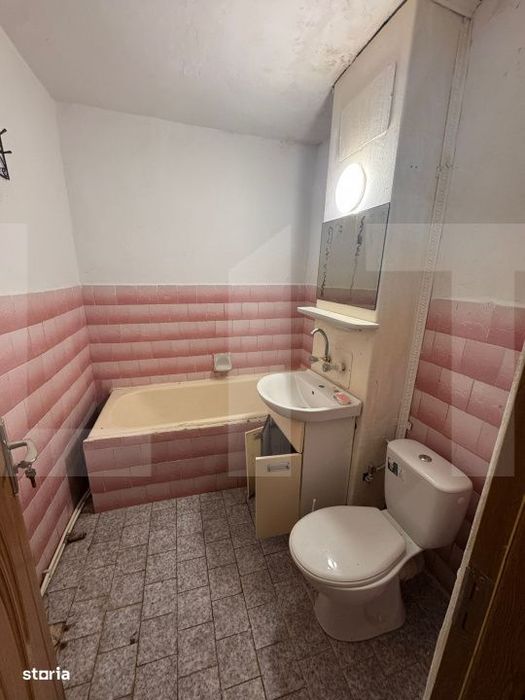 Apartament 2 camere, 46 mp, parter, zona Centrala – inchiriere pe te