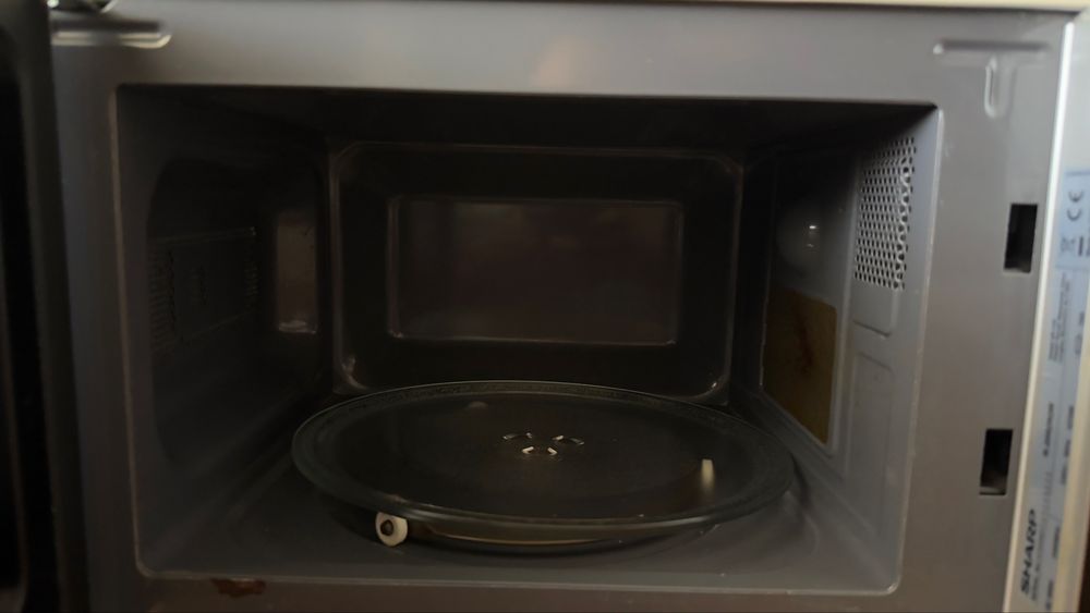 Cuptor cu microunde Sharp