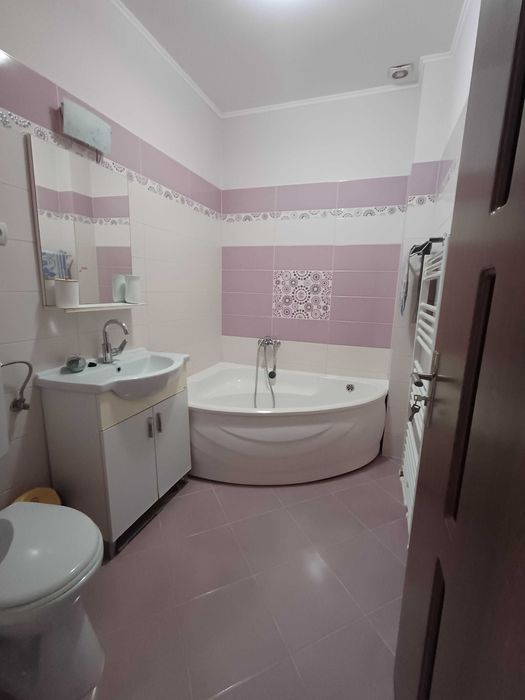 Casă tip triplex cu 4 camere, zonă rezidențială – Sângeorgiu de Mureș