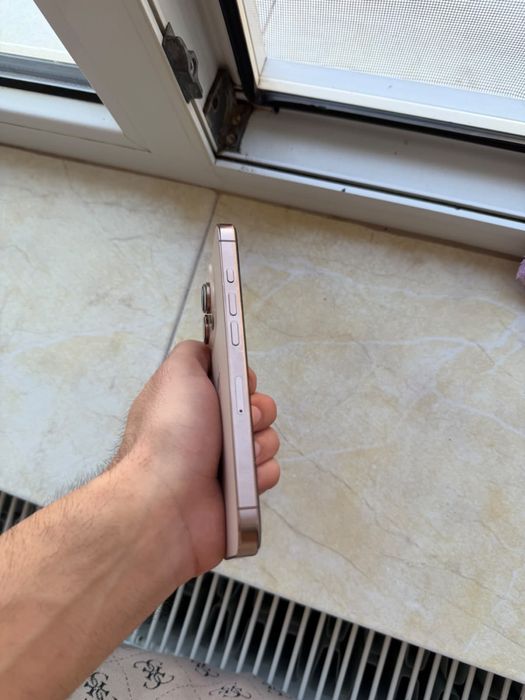 Vand iphone 16 pro