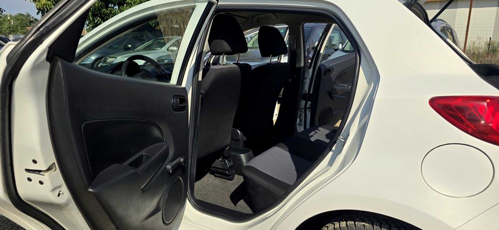 Rate Cash  Mazda 2 motor 1400 cm3 benzina FARA AER CONDITIONAT